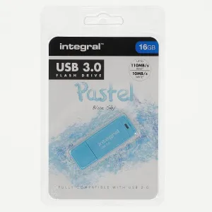 Integrovaná 16GB paměťová karta
