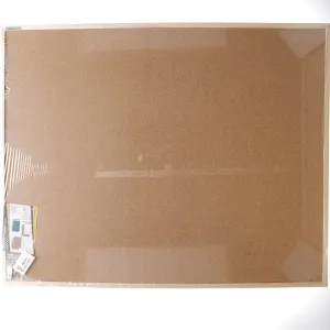 Korková tabule Wielkor v dřevěném rámu 800 mm x 1000 mm