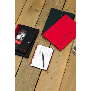Oxford Black N' Red A5 70k. 90g kontrola 148 mm x 210 mm (400047652)