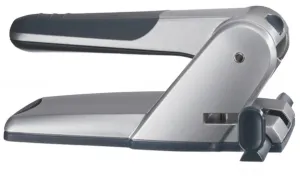 Děrovačka Leitz Sturdy Puncher Silver 65k (518000)