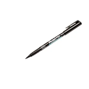 Permanentní popisovač Pentel, černý plochý/špendlíkový hrot